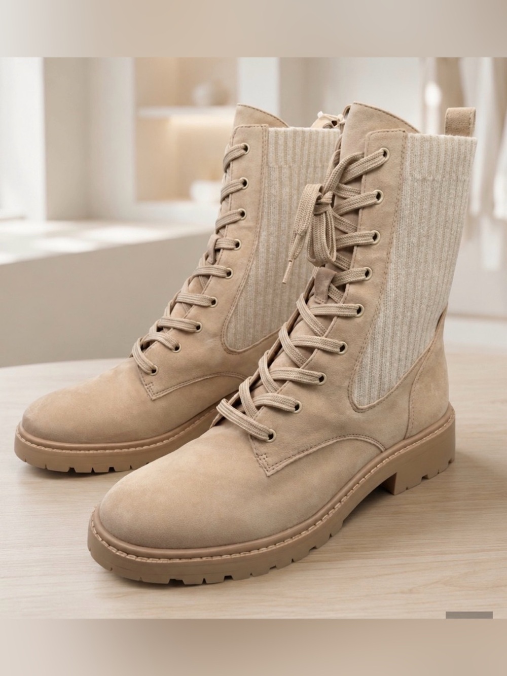 Sam Edelman Beige Lace-Up Lydell Ribbed Combat Boots Size 8.5